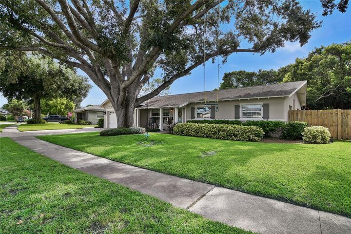 Property Photo:  613 Lake Orienta Drive  FL 32701 