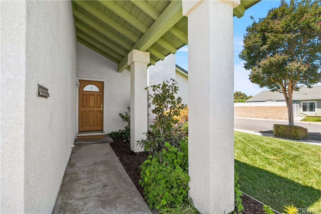 Property Photo:  11579 Cozumel Street  CA 90630 