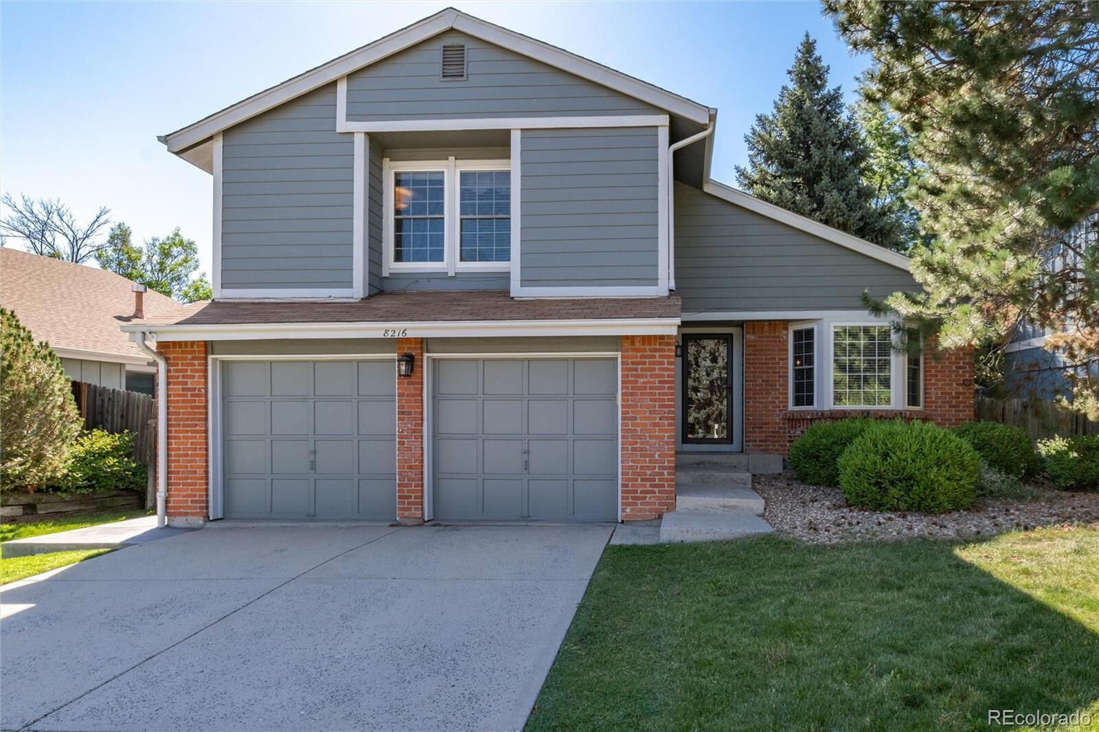 Property Photo: 8216 S Trenton Way CO 80112