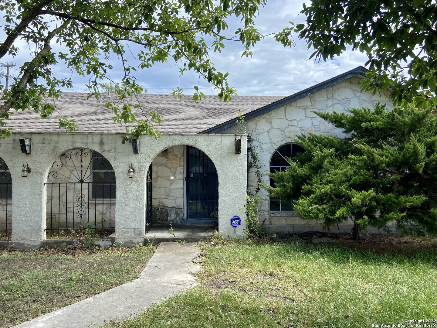 Property Photo:  15219 Branding Iron Dr  TX 78247 