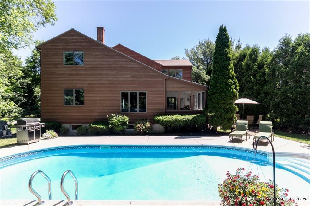 Property Photo: 15 Whaleboat Road ME 04103
