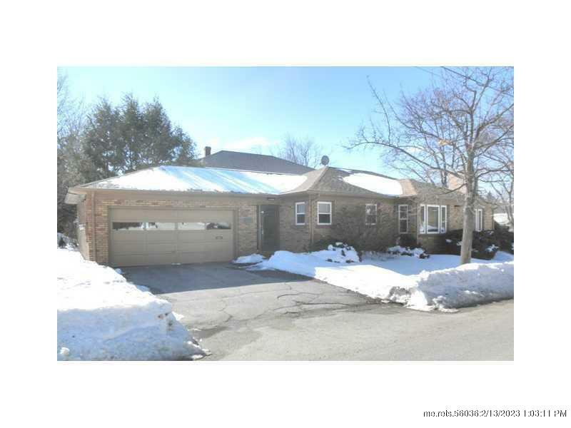 Property Photo: 85 Vale Street ME 04240