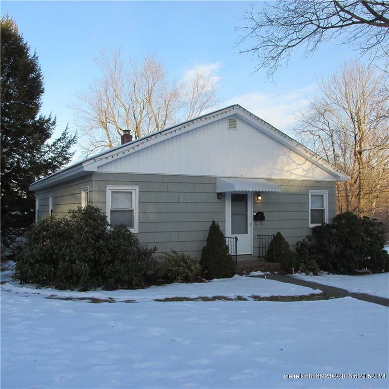Property Photo: 54 Allen Avenue ME 04240