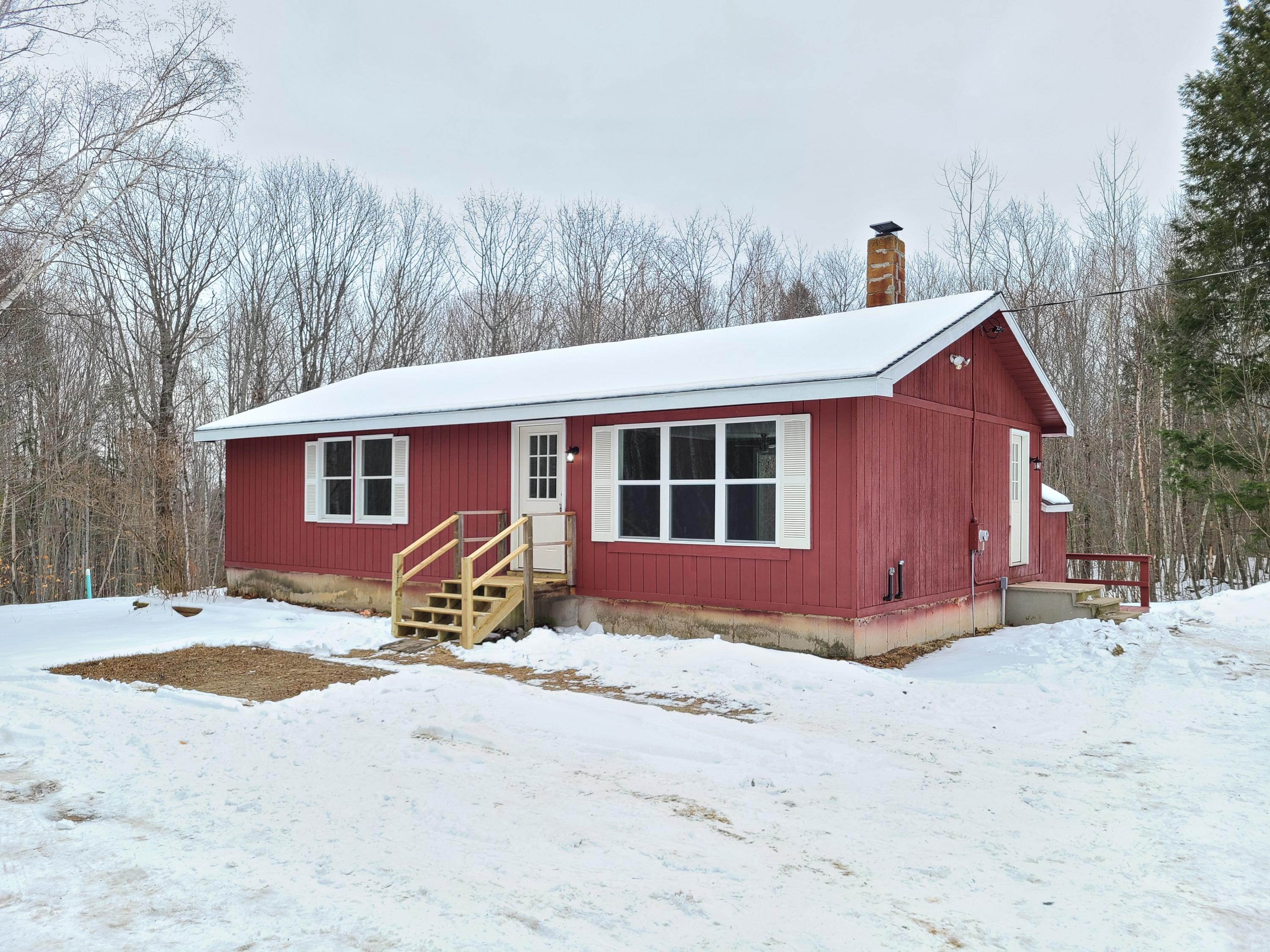 Property Photo:  150 North Street  ME 04256 