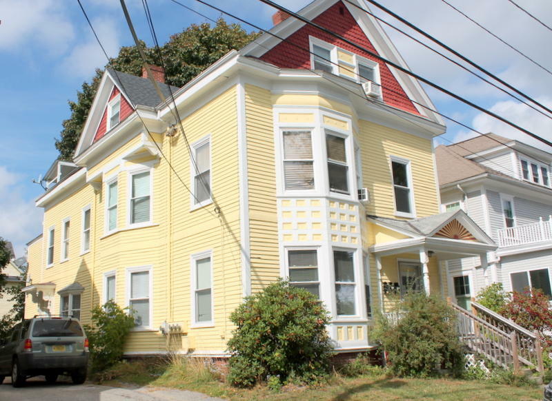 Property Photo:  60 Wood Street  ME 04240 