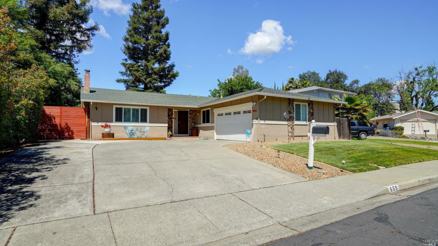 655 Corte Castro Court  Vacaville CA 95688 photo