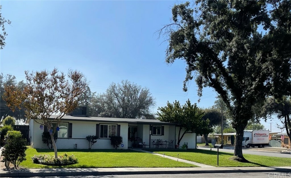 102 Mulvihill Avenue  Redlands CA 92374 photo