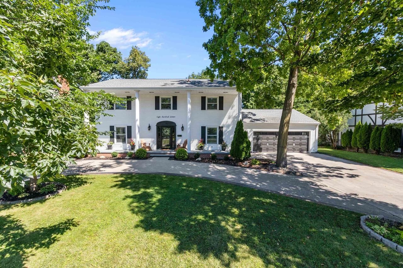 Property Photo: 816 Grant Place WI 54956