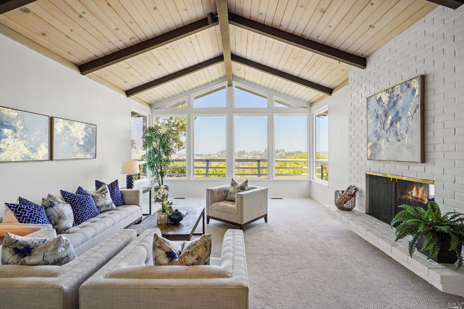 Property Photo: 140 Fernwood Drive CA 94901