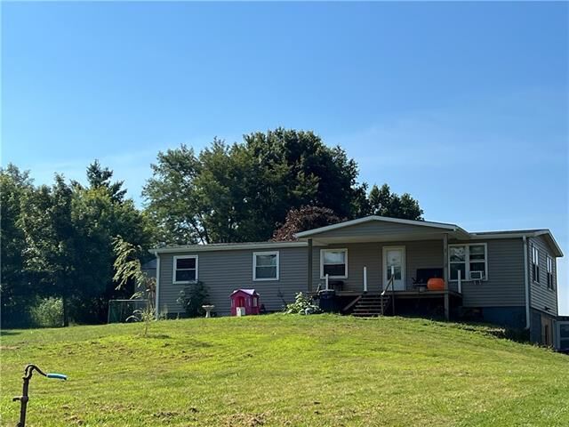 Property Photo:  256 E Kenyon Street  MO 64449 