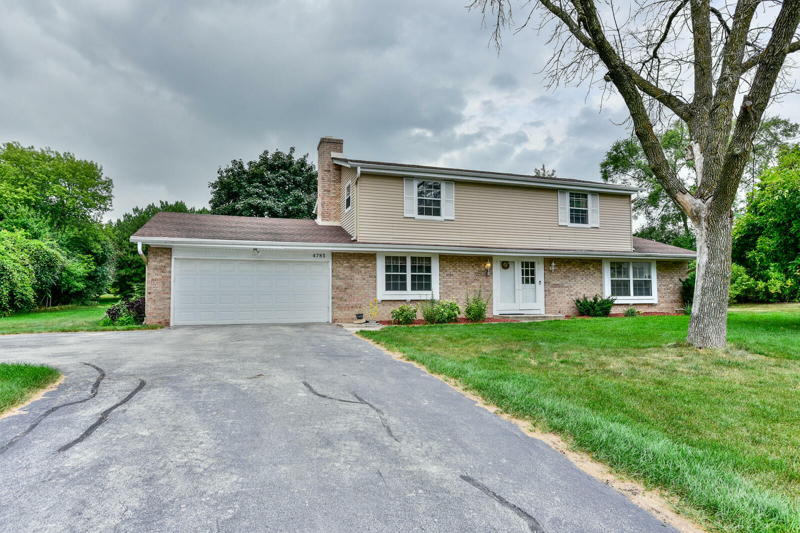Property Photo: 4785 N 186th St WI 53045