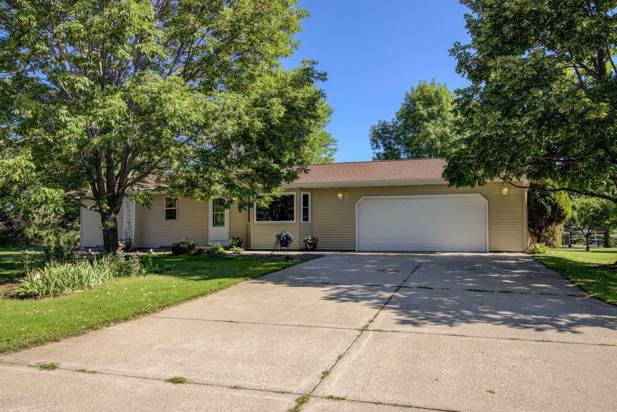 Property Photo:  13830 249th Avenue NW  MN 55398 