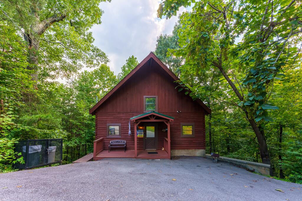 Property Photo: 2449 N Schoolhouse Gap Road TN 37876