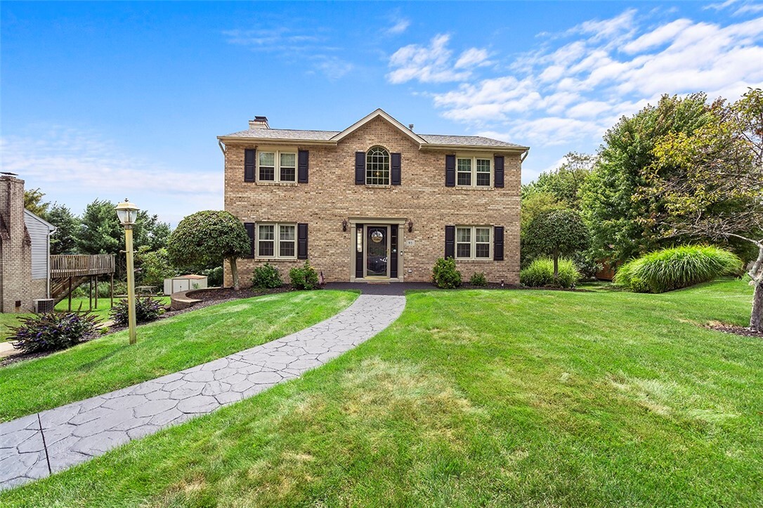 Property Photo: 95 Rustic Ridge Dr PA 15239