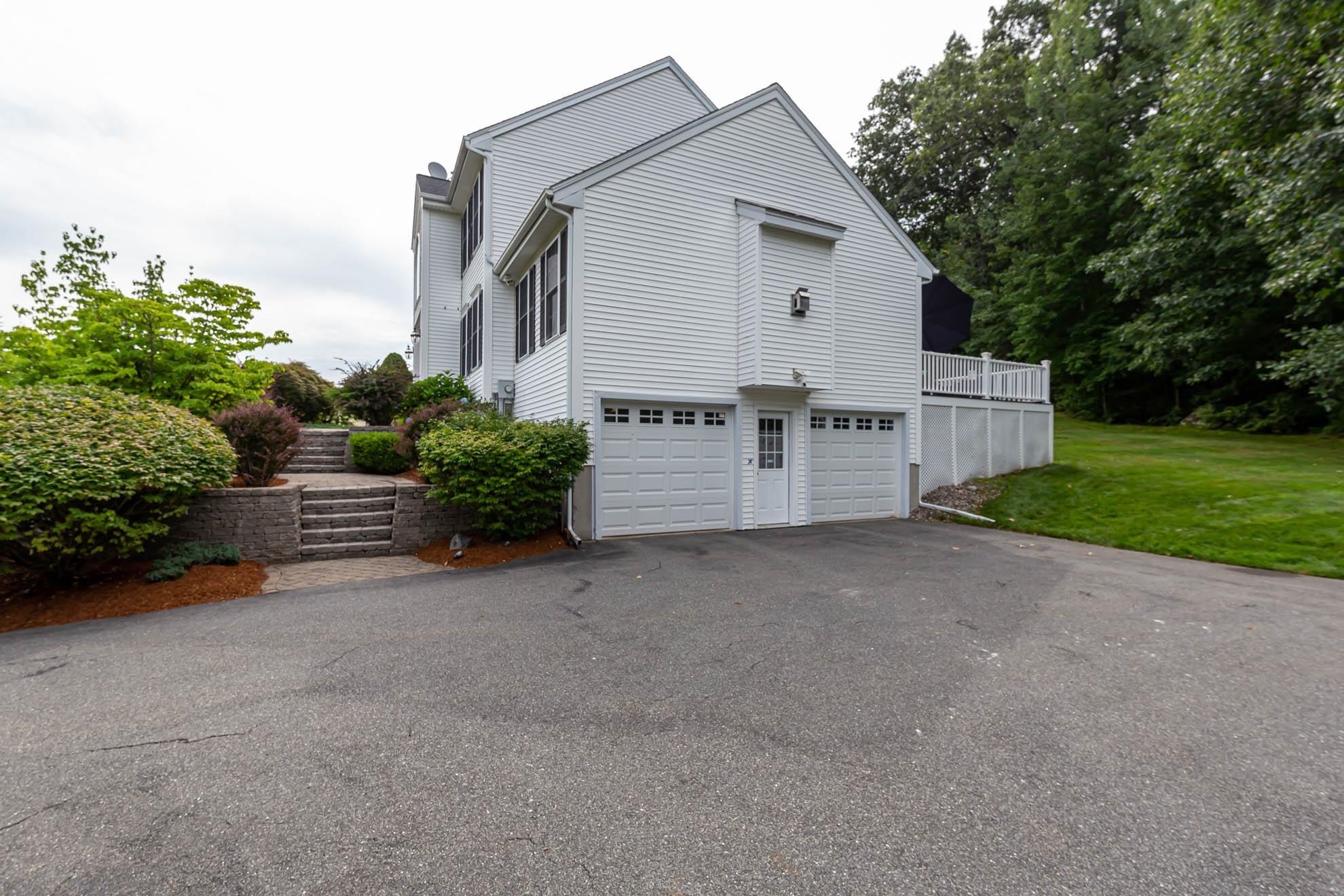 Property Photo: 241 Arlene Drive NH 03076