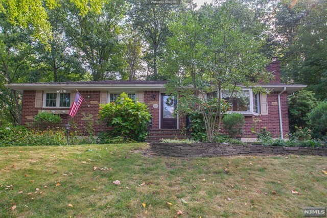 154 High Crest Drive  West Milford NJ 07480 photo