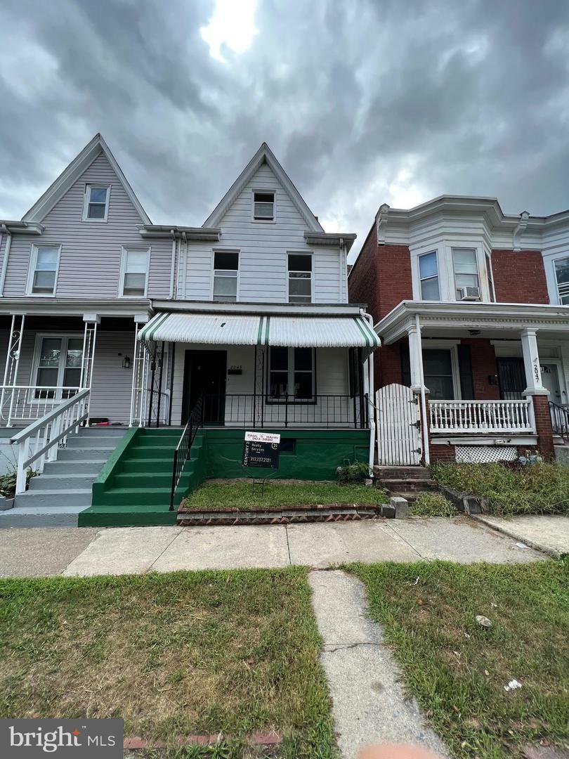 Property Photo:  2049 Swatara Street  PA 17104 