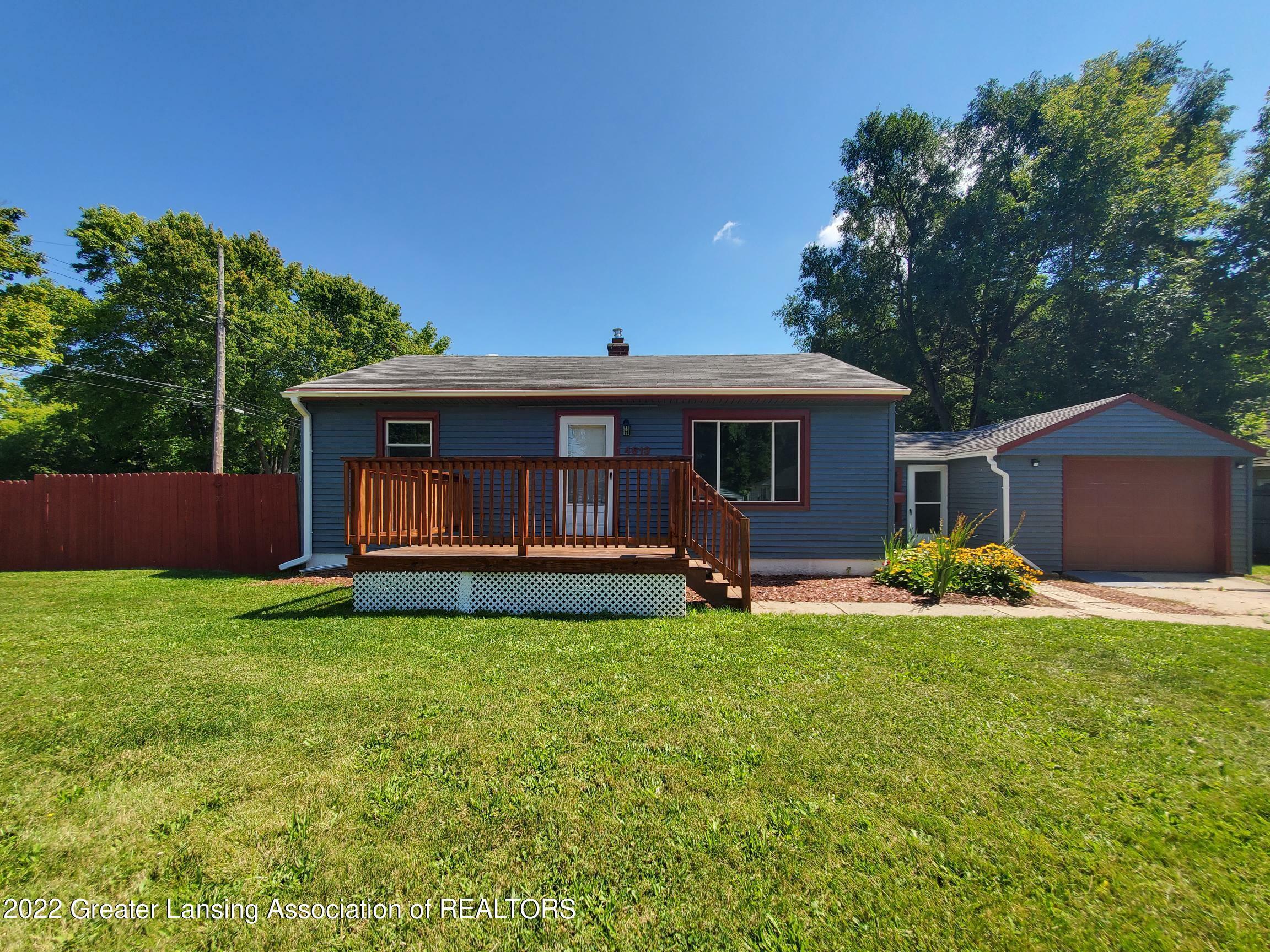 Property Photo:  4613 Stafford Avenue  MI 48910 