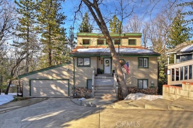 Property Photo: 30130 Magic Drive CA 92382