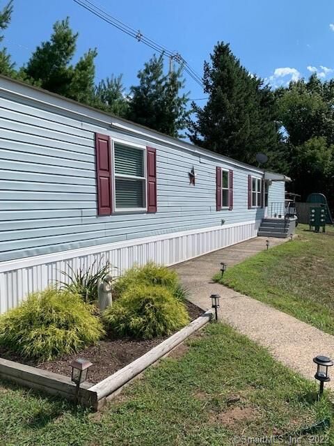 Property Photo:  2 Laurel View  CT 06492 