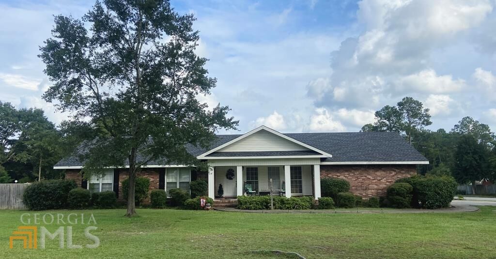 Property Photo: 401 Ridgecrest Road GA 31021