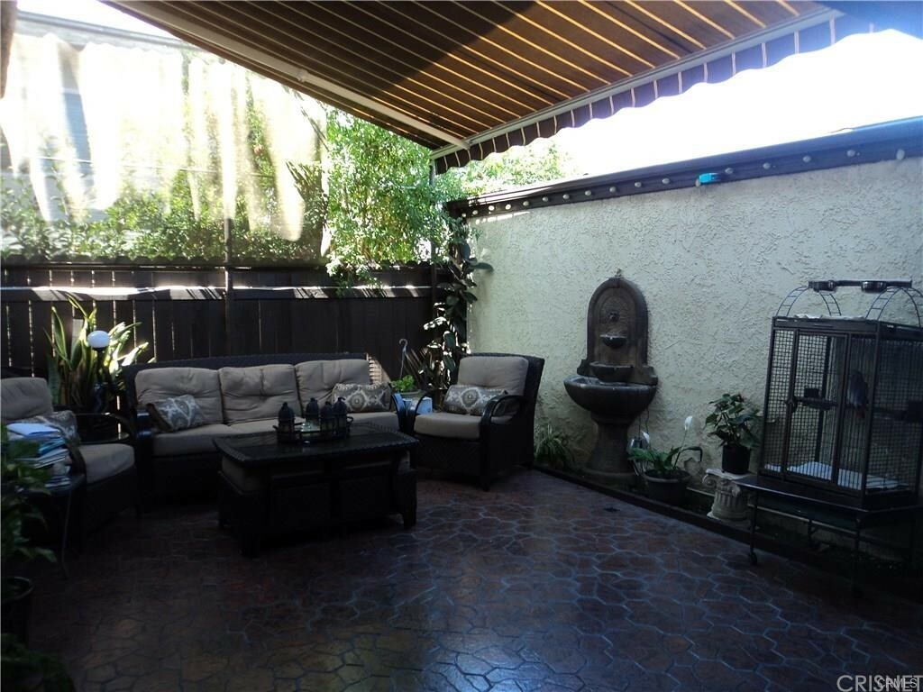 Property Photo:  806 E Acacia Avenue F  CA 91205 