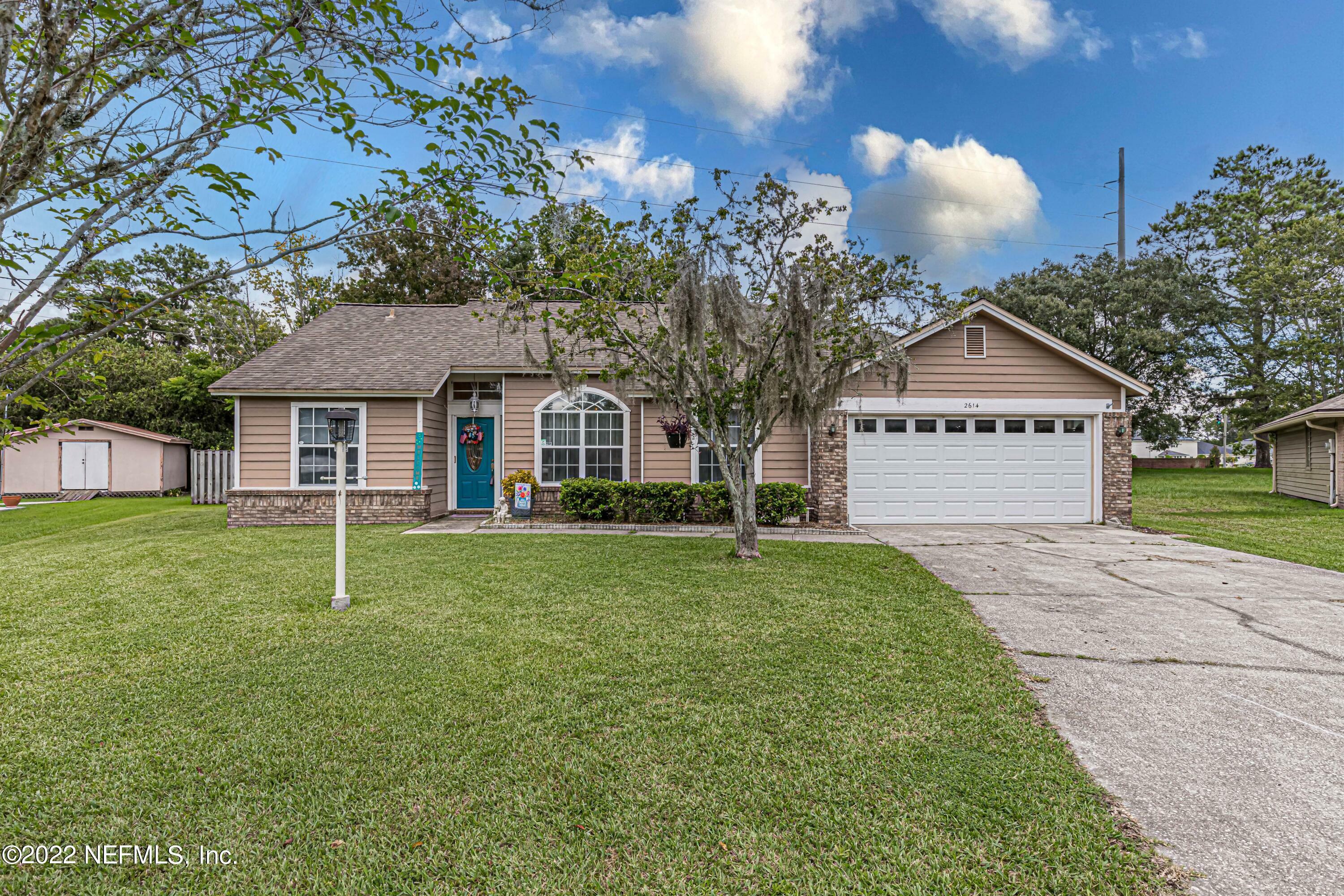 Property Photo:  2614 Five Forks Court  FL 32068 