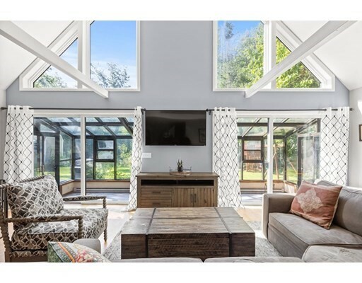 Property Photo:  35 Pine Ridge Cir  NH 03873 