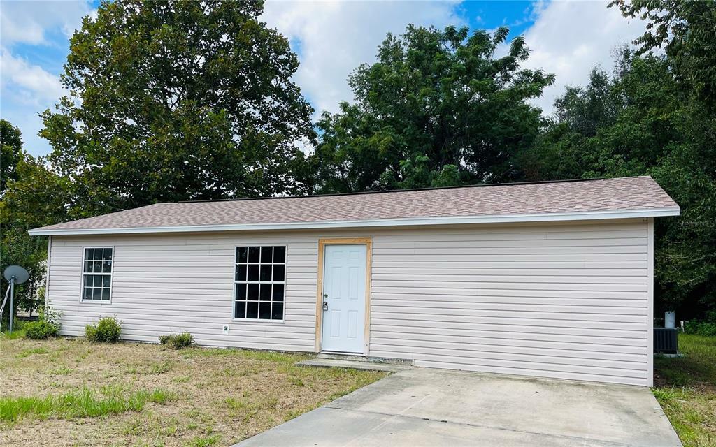 Property Photo:  350 NW 55th Avenue  FL 34482 