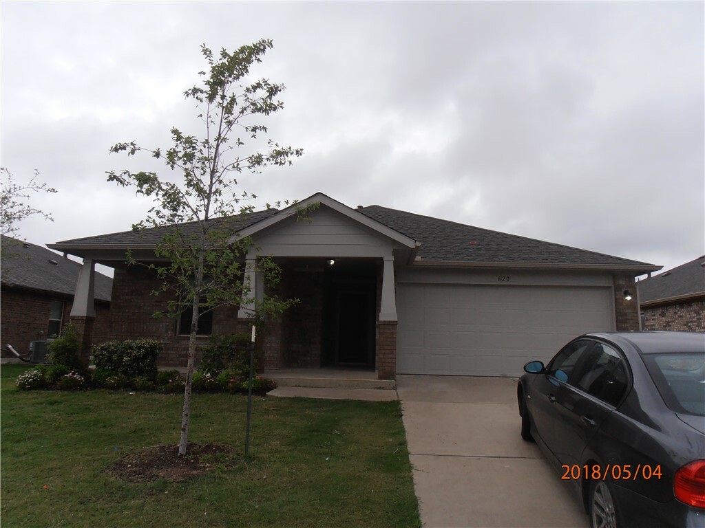 Property Photo:  620 Kaluga Trail  TX 78641 