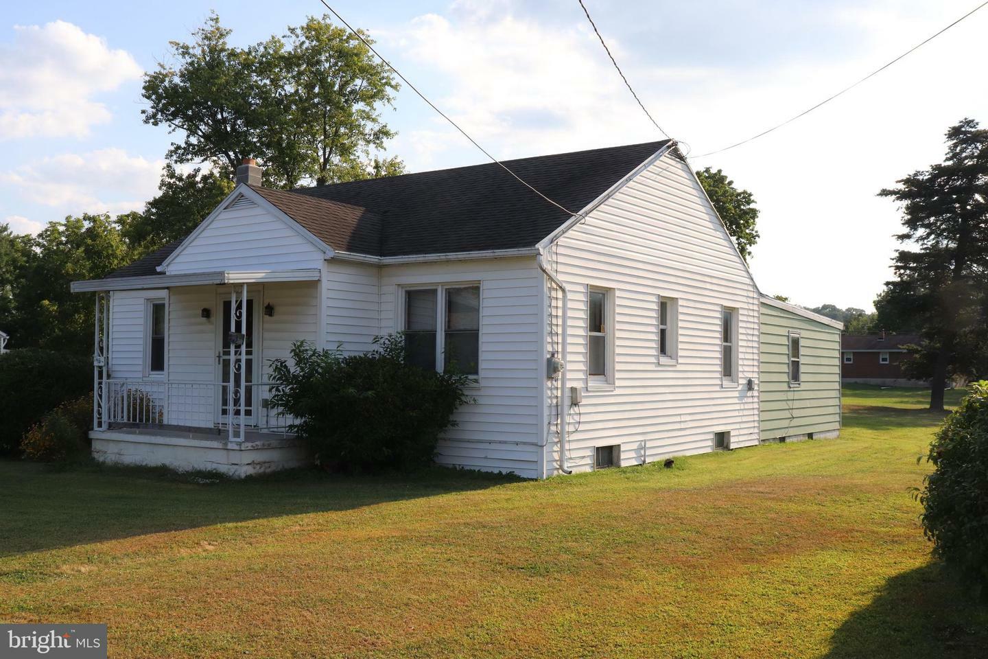 Property Photo:  1436 Biglerville Road  PA 17325 