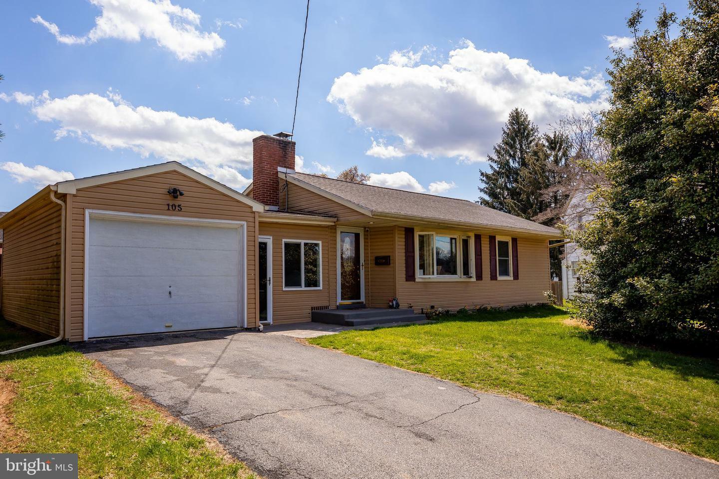 Property Photo: 105 N Waterford Avenue PA 17547