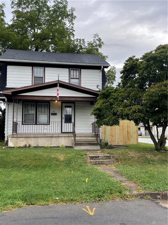 Property Photo: 2101 Moreland Avenue OH 45420