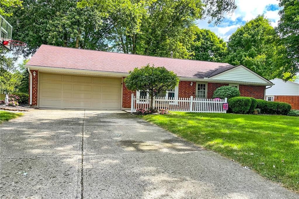 Property Photo: 4460 Knob Hill Drive OH 45305