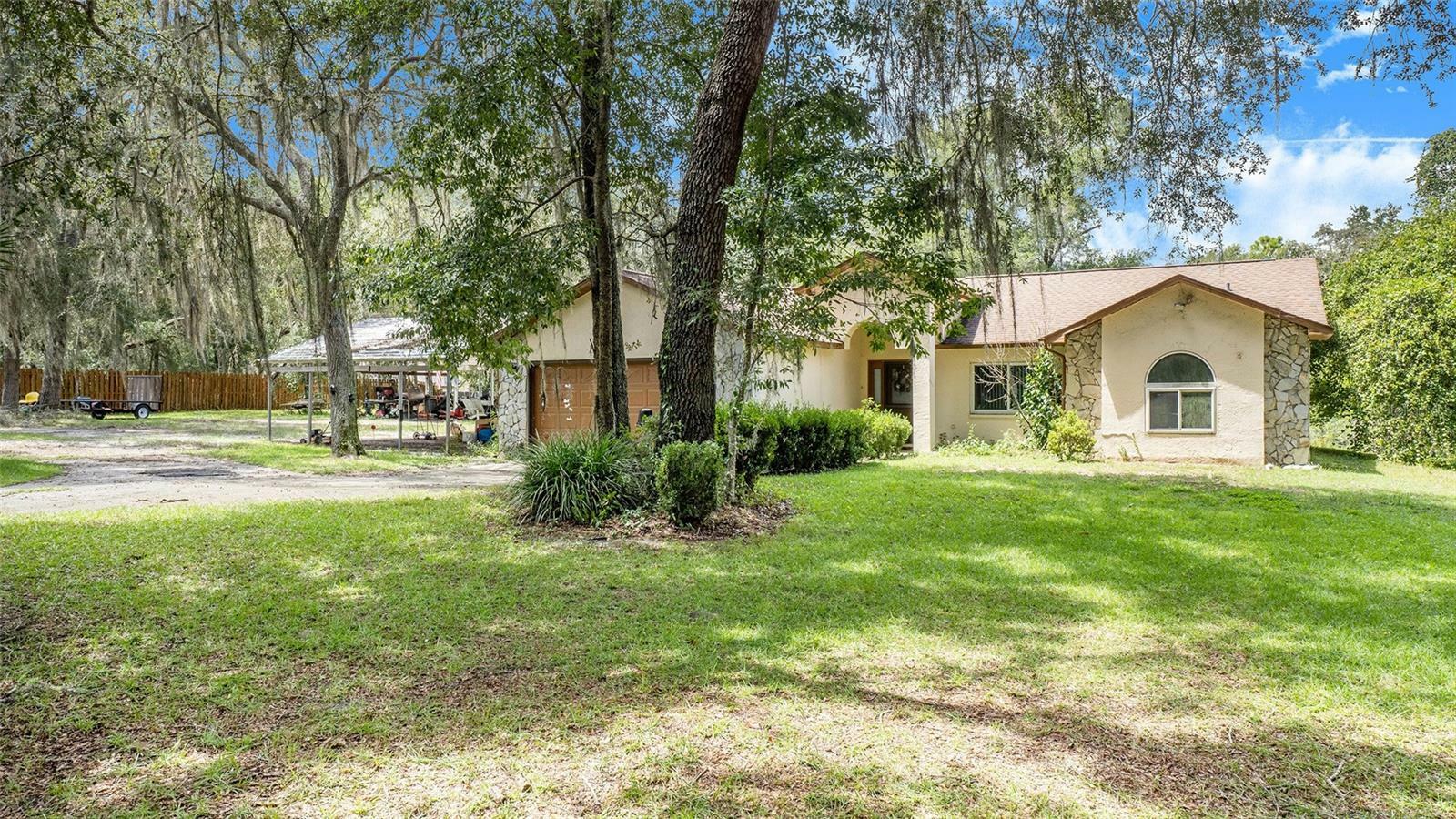 Property Photo: 7111 Ricker Avenue FL 33597
