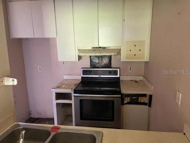 Property Photo:  900 Avenue Z SE D2  FL 33880 