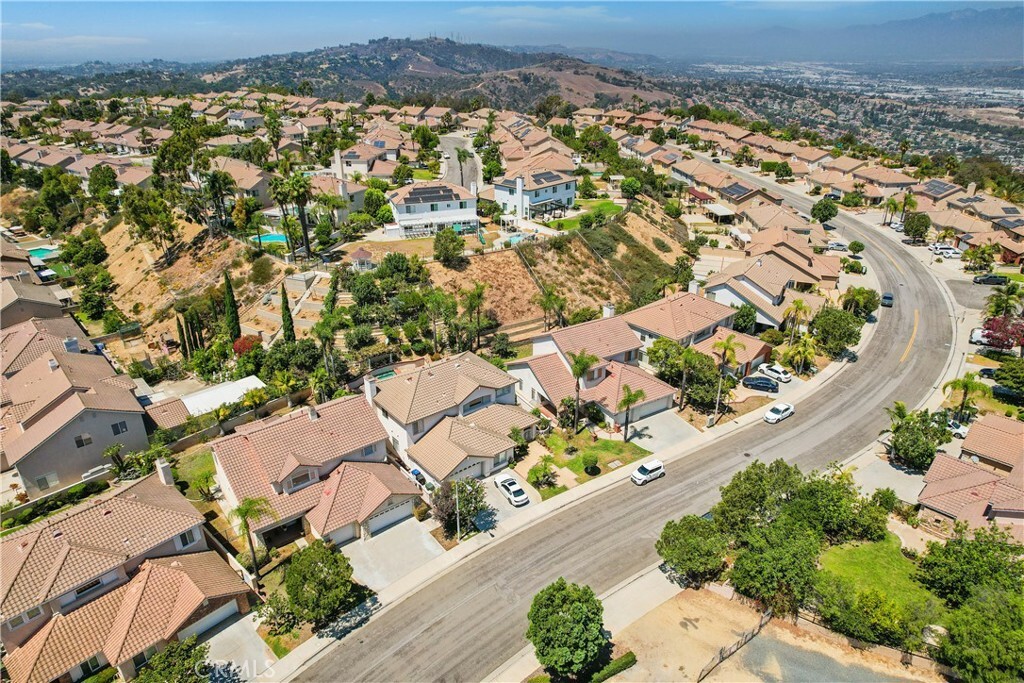 Property Photo:  18680 Vantage Pointe Drive  CA 91748 