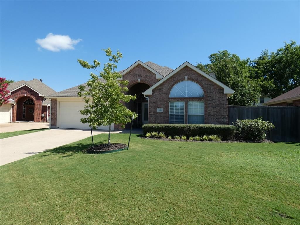Property Photo: 252 Cotton Wood Court TX 75032