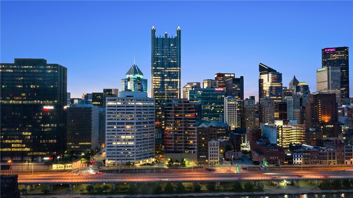 Property Photo: 151 Fort Pitt Blvd 1101 PA 15222