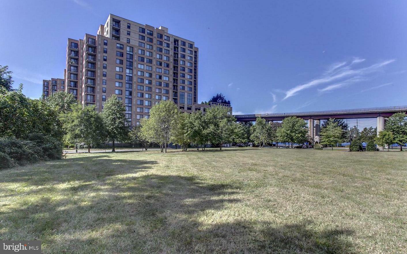 Property Photo:  2451 Midtown Avenue 511  VA 22303 