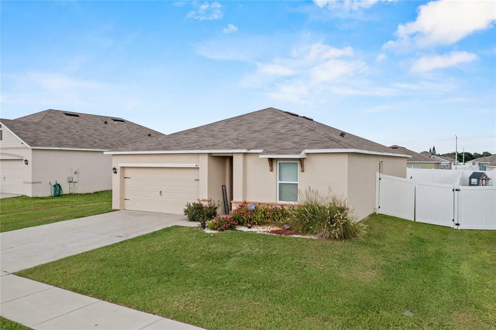 Property Photo:  413 Burnham Circle  FL 33823 