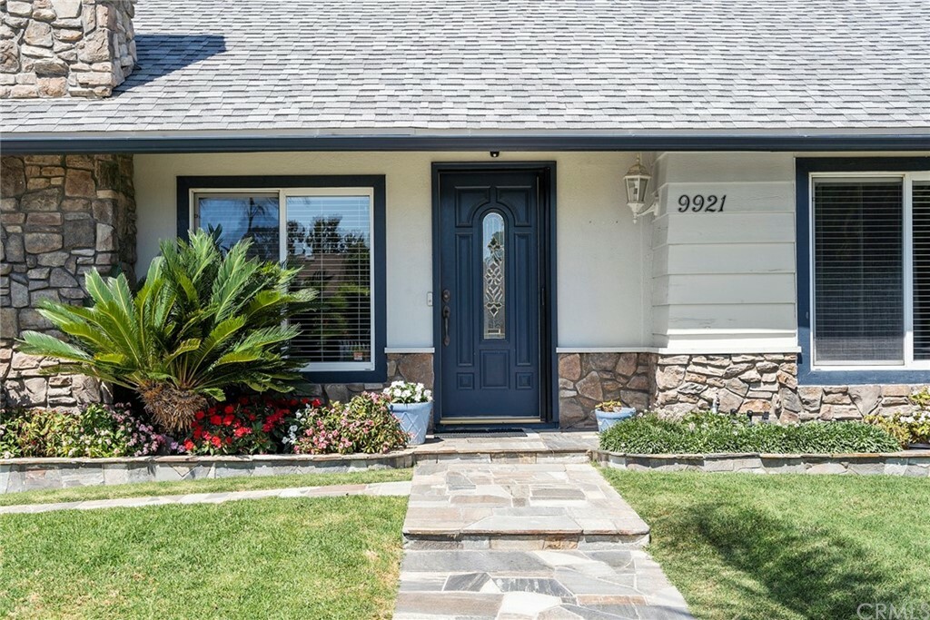 Property Photo:  9921 Constitution Drive  CA 92646 