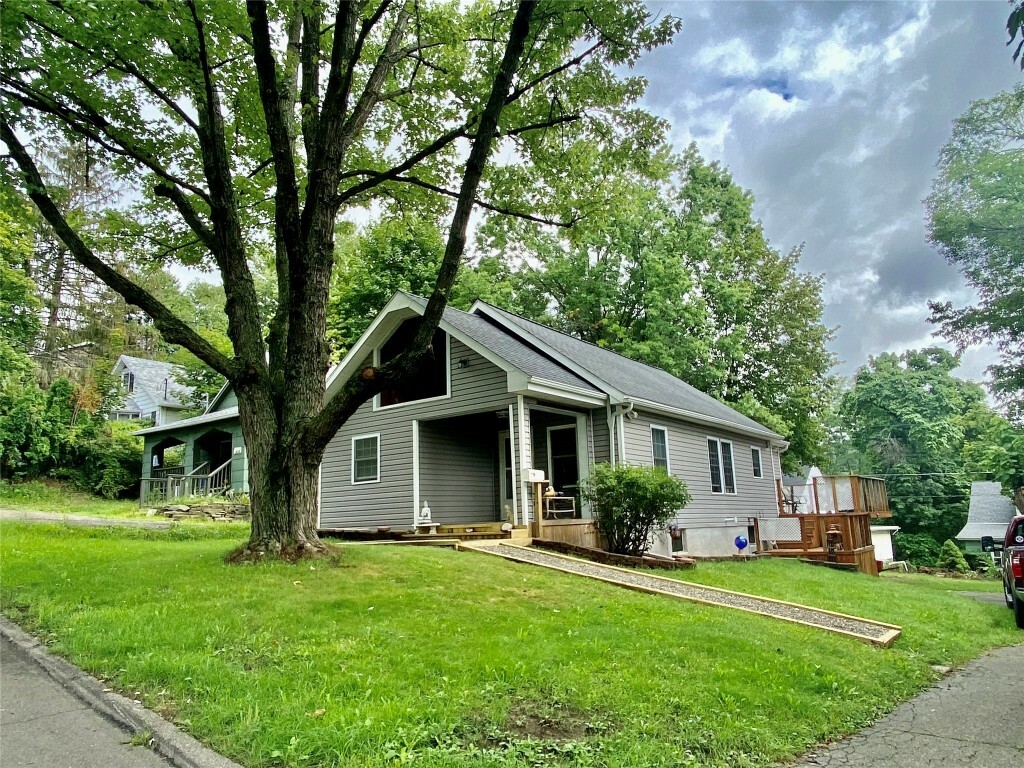 Property Photo:  416 Oakdale Road  NY 13790 