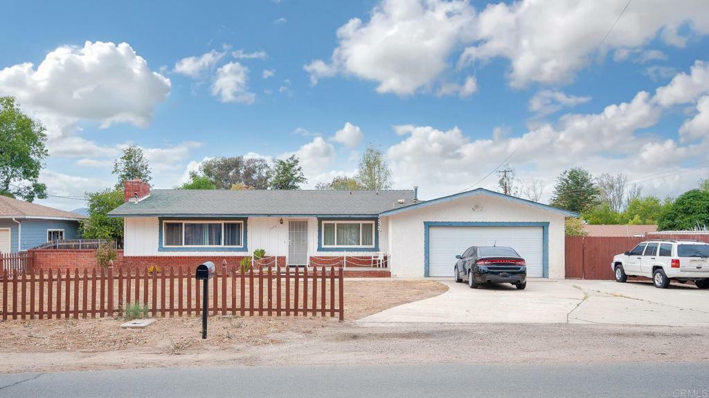 Property Photo:  1253 Barnett Road  CA 92065 