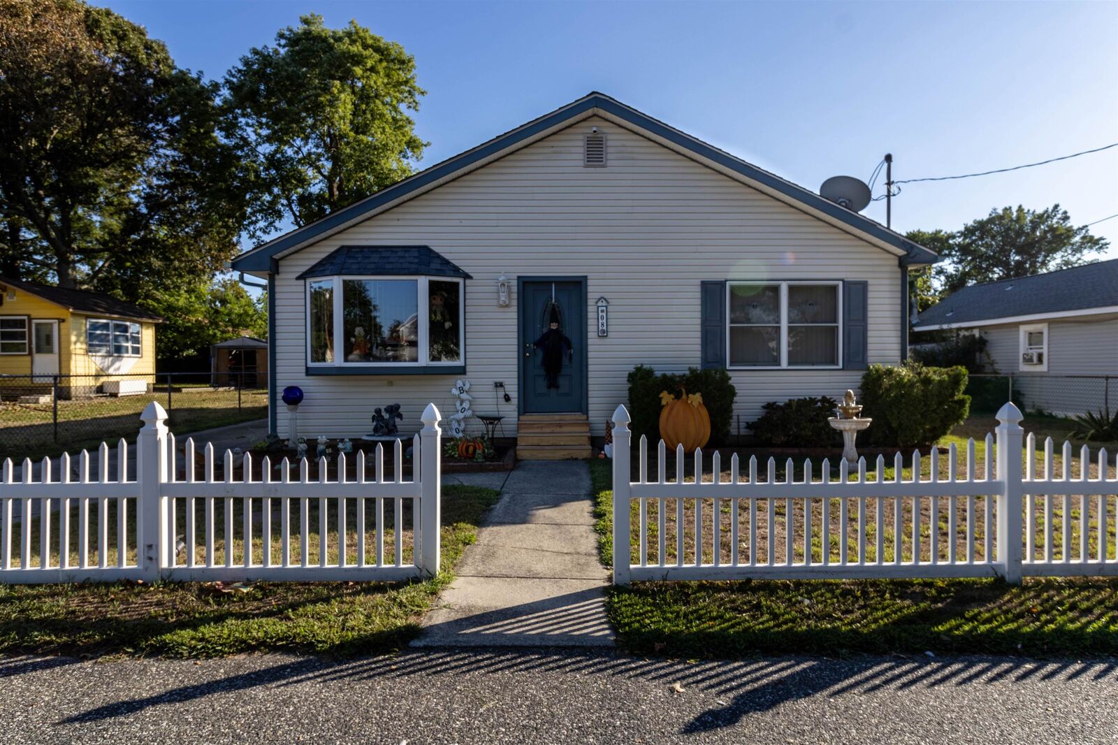 Property Photo:  8 E Virginia  NJ 08251-2443 