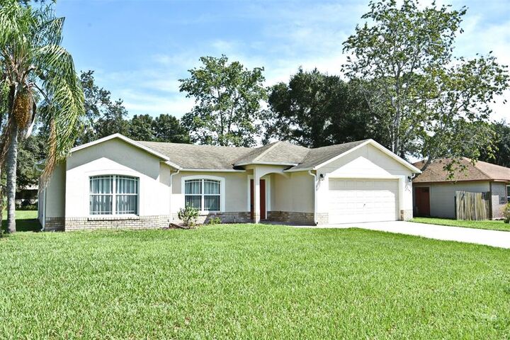 Property Photo:  2240 Dumas Drive  FL 32738 