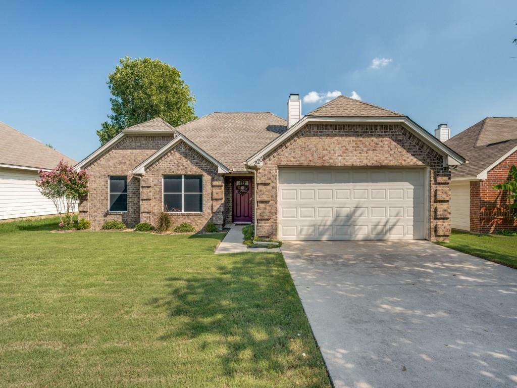 Property Photo:  225 Glory Street  TX 76227 