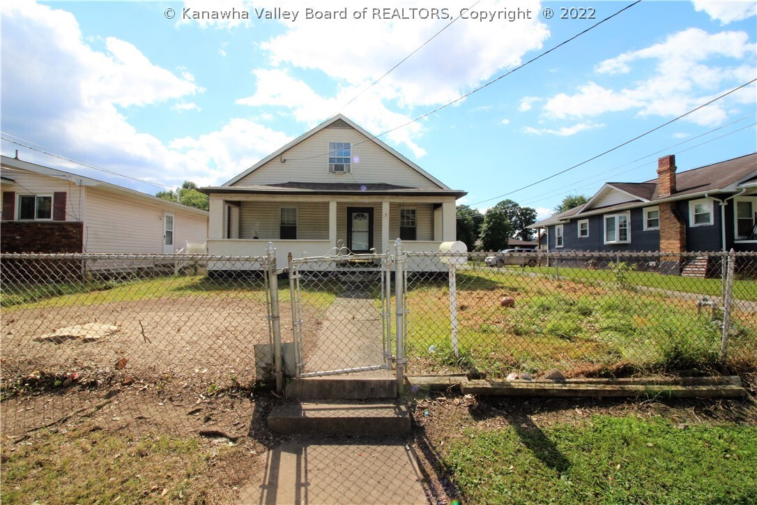 Property Photo: 1110 Benamati Avenue WV 25143