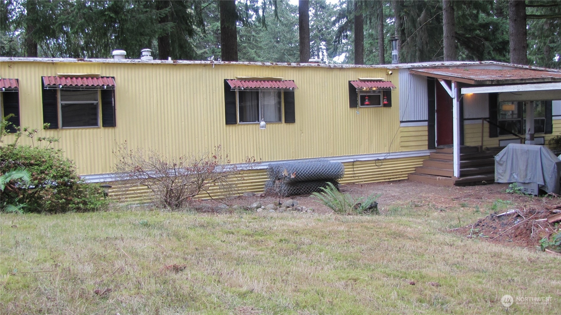 Property Photo:  1001 NE Larson Lake Lane  WA 98528 