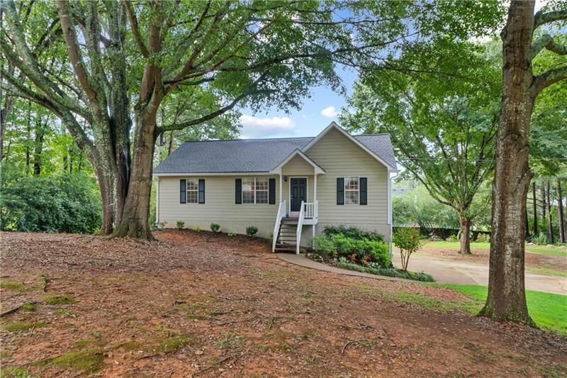 Property Photo:  33 Peach Forest Place  GA 30134 